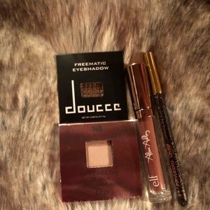 Makeup bundle